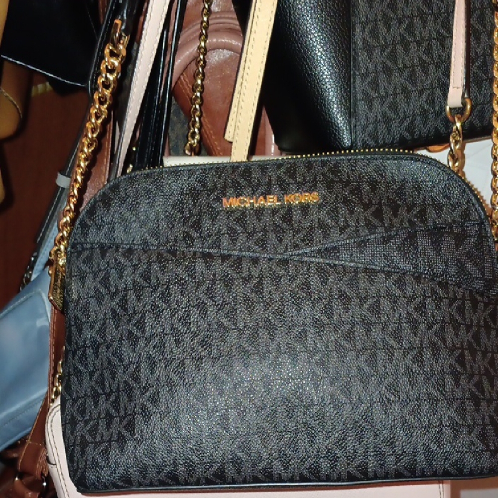 Michael Kors Preloved Black and Gold Crossbody Bag With New Replacement Strap. - Picture 11 of 14